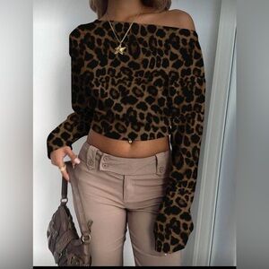 Leopard Print Long Sleeve Top